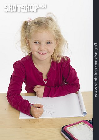 
                Kind, Mädchen, Zeichnen, Hausaufgaben                   