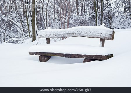 
                Winter, Verschneit, Parkbank, Neuschnee                   