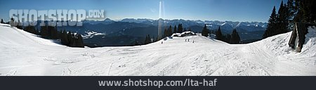 
                Ski Vacation, Winter Holidays, Ski Slope, Lenggries                   