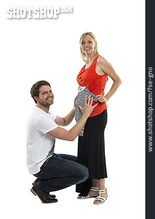 
                Eltern, Schwangerschaft, Babykleidung, Familiengründung                   