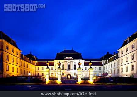 
                Schloss Fasanerie, Adolphseck                   