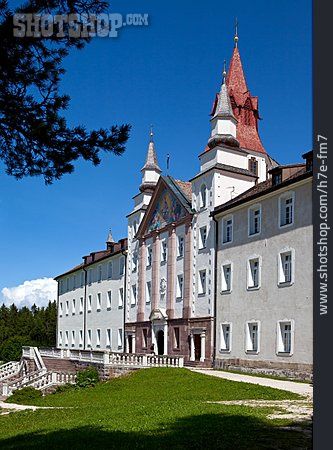 
                Kloster, Klosterkirche, Petersberg, Maria Weißenstein                   