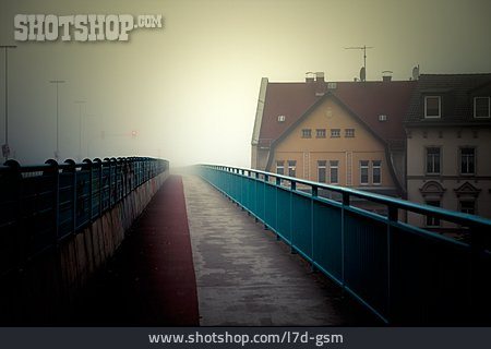 
                Nebel, Fußgängerbrücke, Gera                   