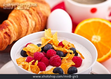 
                Frühstück, Fruchtquark                   