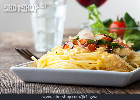 
                Nudelgericht, Tellergericht, Spaghetti Carbonara                   