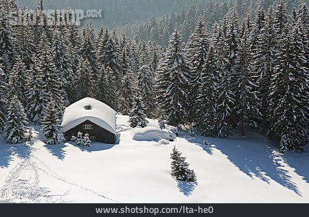 
                Winterlandschaft, Hütte, Eingeschneit                   