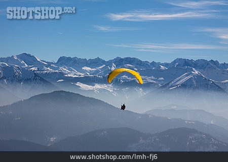 
                Alpen, Gleitschirmflieger                   
