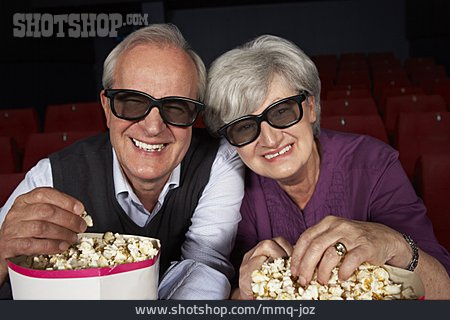
                Kino, Ehepaar, 3d-brille                   