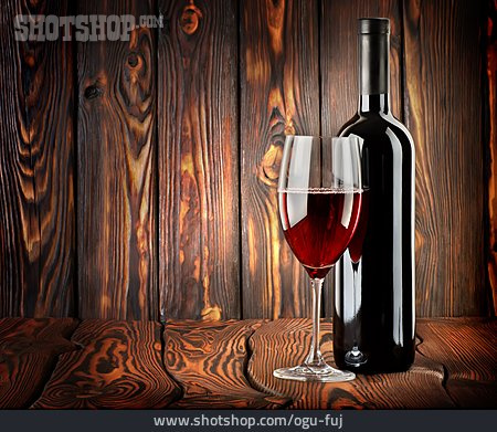 
                Weinglas, Rotwein                   