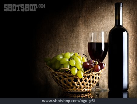 
                Weinglas, Stillleben, Weinflasche                   