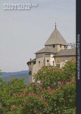 
                Schloss Prösels                   