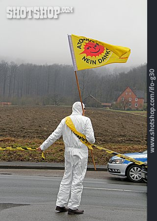 
                Demonstration, Protest, Atomausstieg, Atomkraft                   