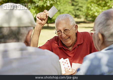 
                Rentner, Senior, Freude, Skat, Kartenspiel                   