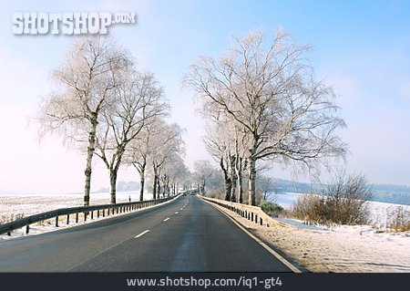
                Winter, Verschneit, Bundesstraße                   