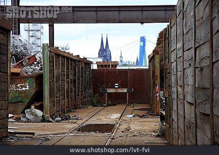 
                Köln, Tristesse, Industriegelände                   