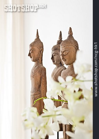 
                Häusliches Leben, Interieur, Buddhafigur                   