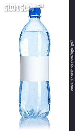 
                Wasser, Mineralwasser, Wasserflasche                   