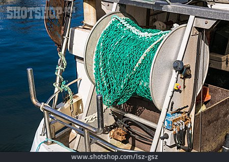 
                Fischfang, Fischernetz, Fischkutter                   