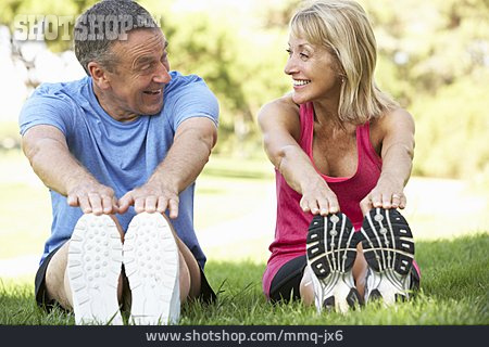 
                Paar, Aktiv, Stretching, Seniorenpaar                   