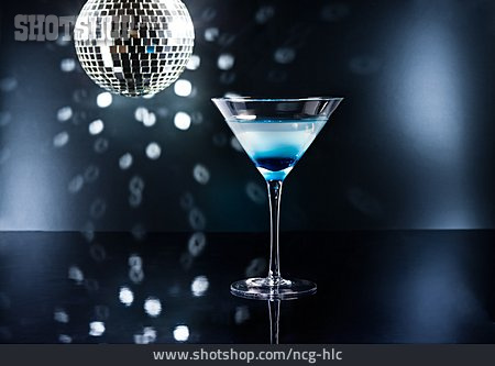 
                Nachtleben, Cocktail, Diskokugel, Martini                   