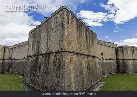 
                Festung, Forte Spagnolo                   