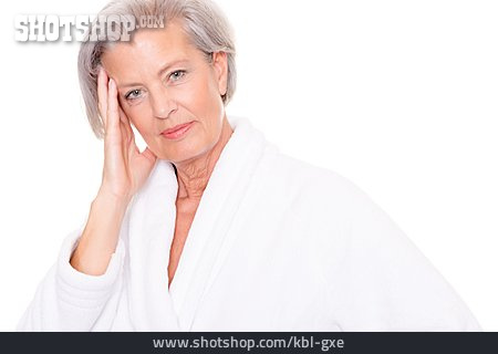 
                Seniorin, Kopfschmerzen, Migräne                   