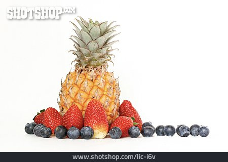 
                Obst, Ananas                   