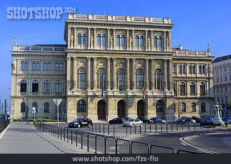 
                Budapest, Ungarn, Akademie Der Wissenschaften                   