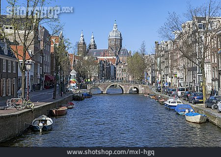 
                Altstadt, Gracht, Amsterdam                   