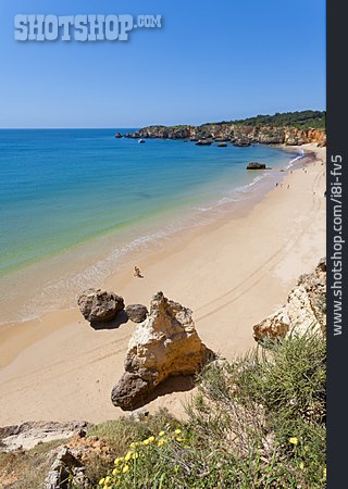 
                Portugal, Algarve, Praia Do Vau                   