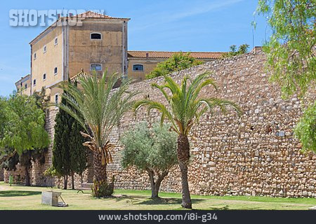 
                Stadtmauer, Faro                   