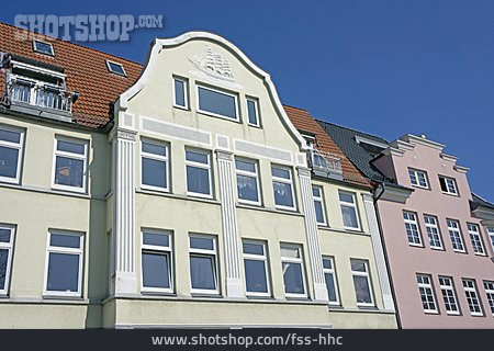 
                Wohnhaus, Kiel                   