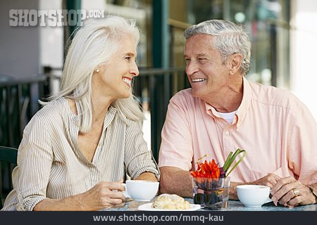 
                Kaffeepause, Seniorenpaar                   