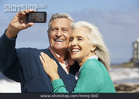 
                Reise & Urlaub, Urlaubsfoto, Seniorenpaar                   