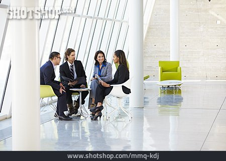 
                Meeting, Geschäftsleute, Geschäftspartner                   
