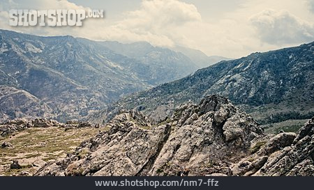 
                Gebirge, Korsika                   