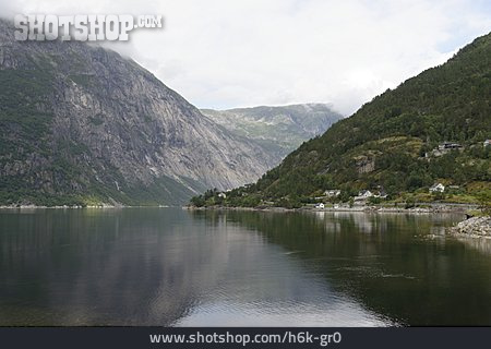
                Fjord, Hardangerfjord                   
