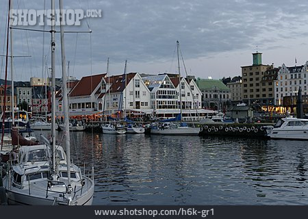 
                Hafen, Bergen                   