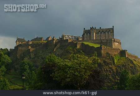 
                Edinburgh Castle                   