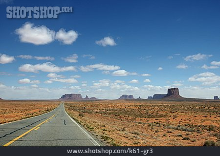 
                Straße, Monument Valley                   