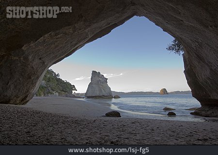 
                Bucht, Neuseeland, Mercury Bay, Cathedral Cove                   