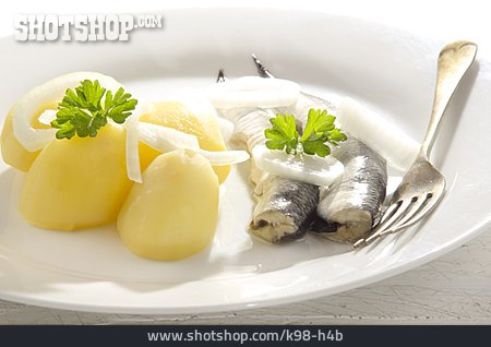 
                Kartoffel, Hering, Fischgericht                   