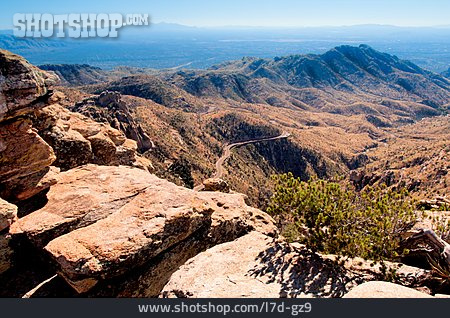 
                Arizona, Chiricahua National Monument                   