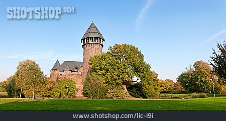 
                Burg Linn, Krefeld                   