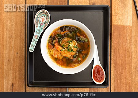 
                Asiatische Küche, Suppe                   