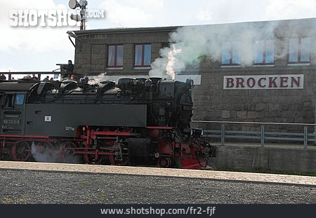 
                Dampflok, Schmalspurbahn, Brockenbahn                   