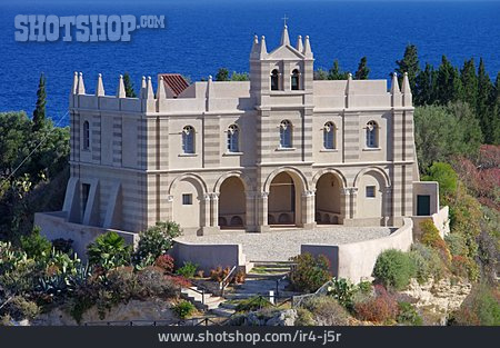 
                Tropea, Wallfahrtskirche, Santa Maria Dell'isola                   