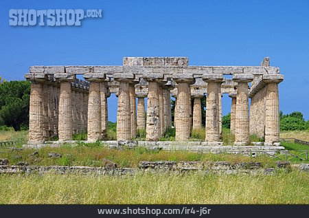 
                Antike, Paestum, Griechischer Tempel                   