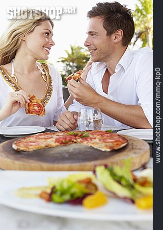 
                Paar, Essen, Pizza                   