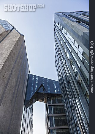 
                Moderne Baukunst, Hochhaus, Universität                   